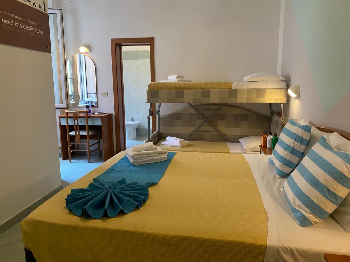 Hotel Villa Caterina リミニ エクステリア 写真