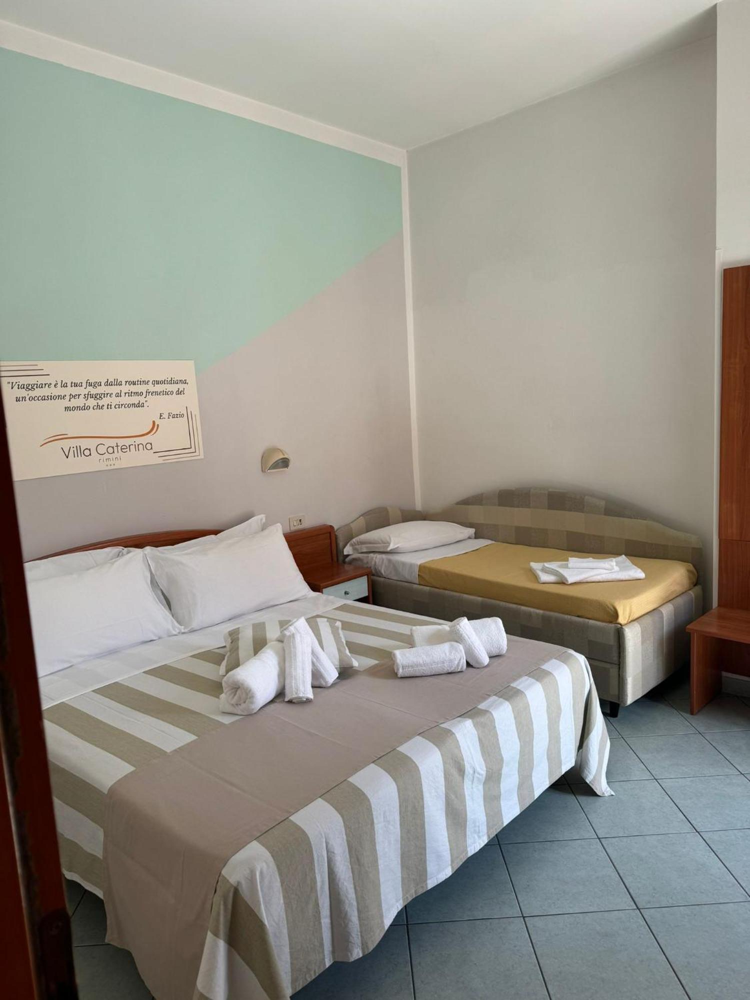 Hotel Villa Caterina リミニ エクステリア 写真